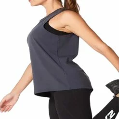 2XU Form Tank Womens -Onsport Shop 2xu form tank womens 3 photoroom.png photoroom 2