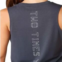 2XU Form Tank Womens -Onsport Shop 2xu form tank womens 6 photoroom.png photoroom 2