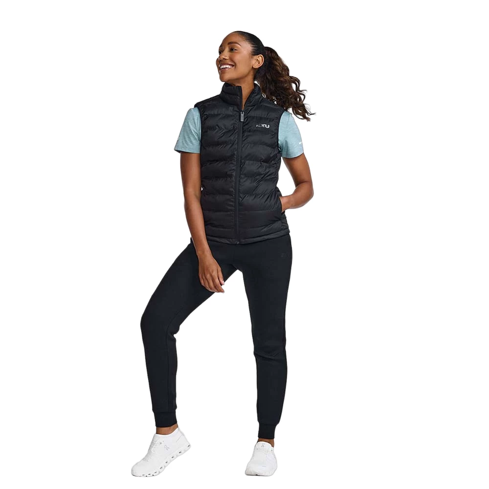 2XU Commute Packable Insulation Vest Womens 4 2XU Commute Packable Insulation Vest Womens - Image 4