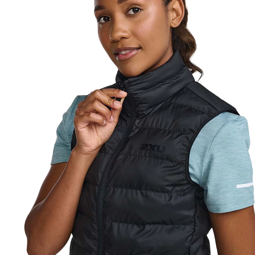 2XU Commute Packable Insulation Vest Womens 5 2XU Commute Packable Insulation Vest Womens - Image 5